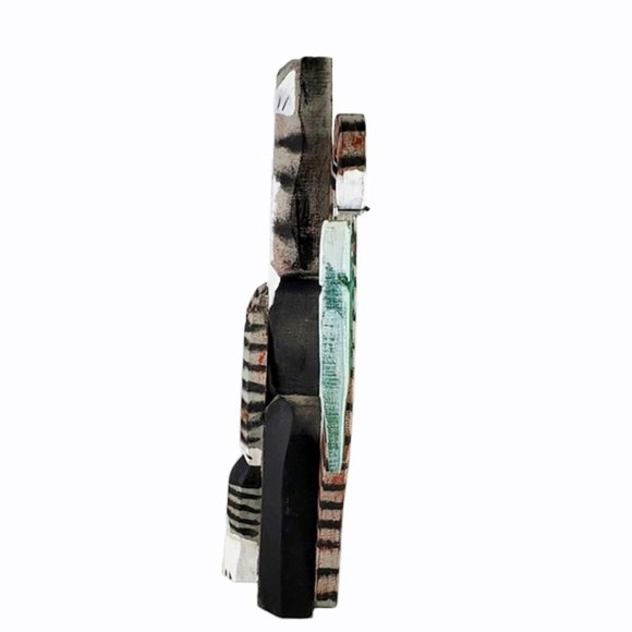 Folk Art Wooden Cat w/Fish Primitive Hand Painted Black & Gray Stripe 3D Vintage - Picture 4 of 6